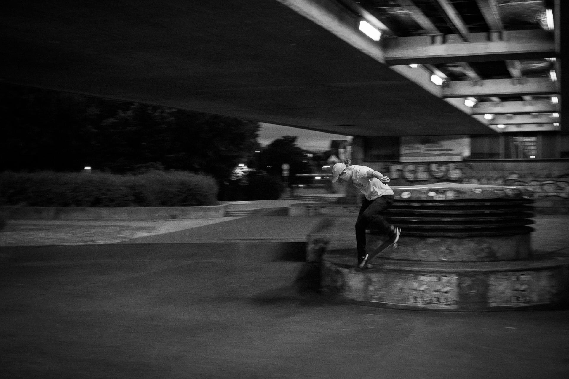 Max Geiselbrechtinger - bs nosegrind shove it out // Donau Insel, Vienna