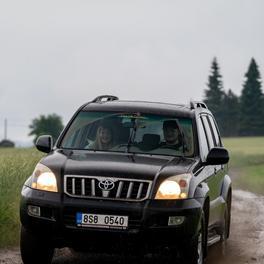 Toyota Land Cruiser 120