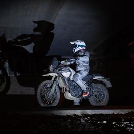 Royal Enfield Himalayan 450 night session