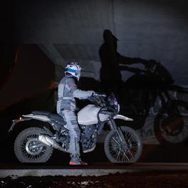 Royal Enfield Himalayan 450 night session