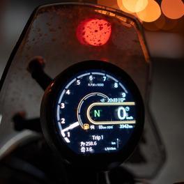 Royal Enfield Himalayan 450 night session