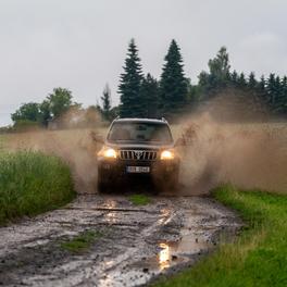 Toyota Land Cruiser 120