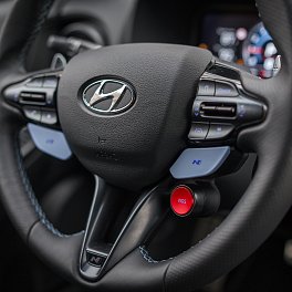 Hyundai Kona N daytime session