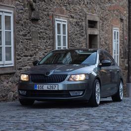 Škoda Octavia II. - One Life Custom - full wrap